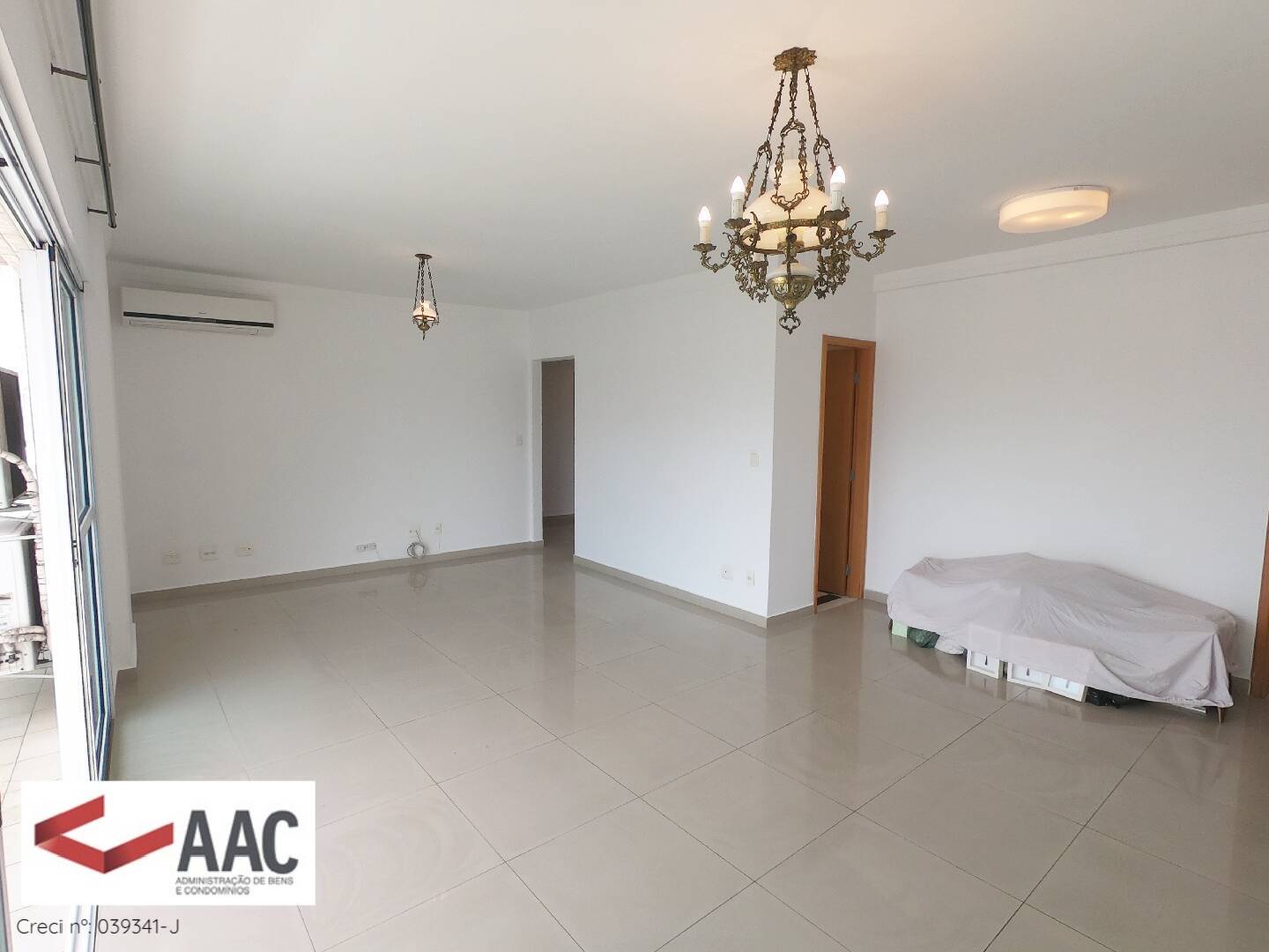 Apartamento para alugar com 3 quartos, 189m² - Foto 13