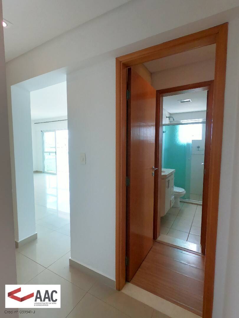 Apartamento para alugar com 3 quartos, 189m² - Foto 15