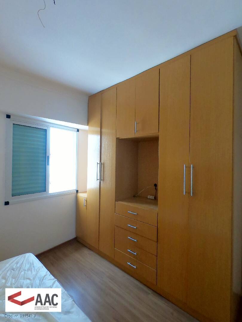 Apartamento para alugar com 3 quartos, 189m² - Foto 21