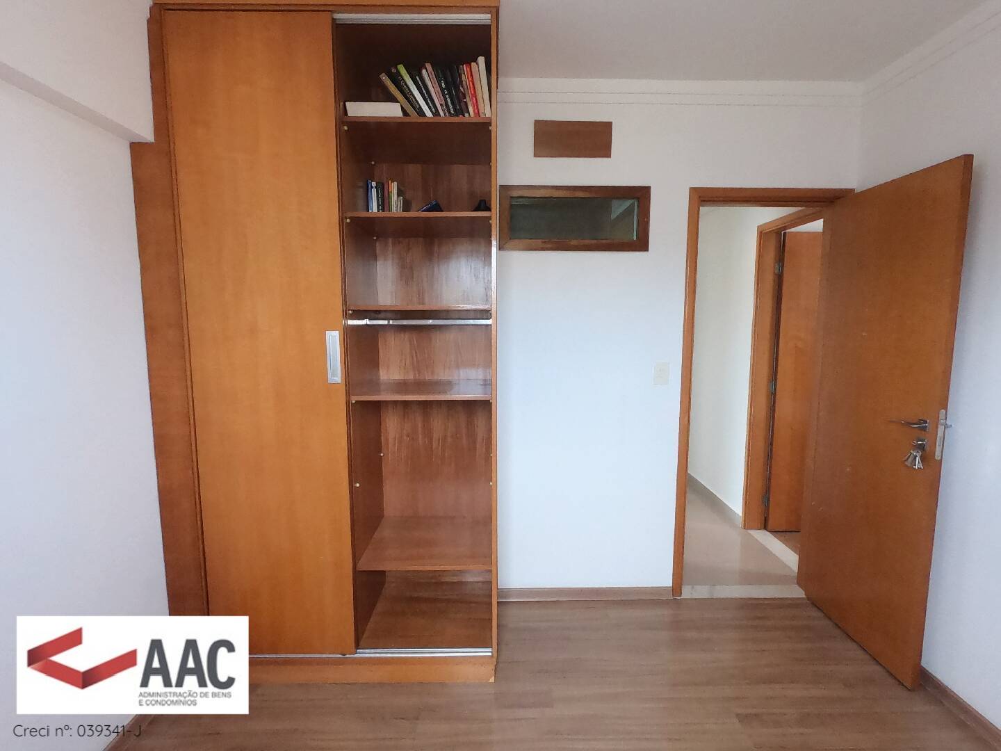 Apartamento para alugar com 3 quartos, 189m² - Foto 30