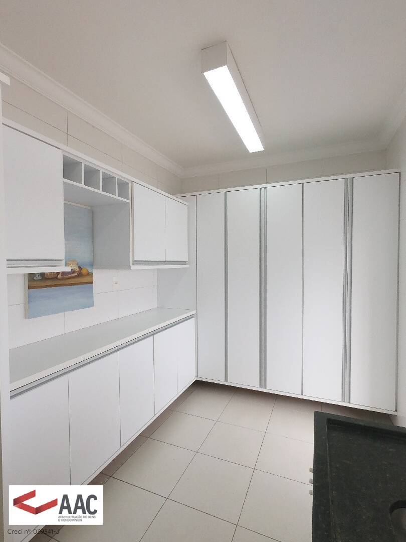 Apartamento para alugar com 3 quartos, 189m² - Foto 34