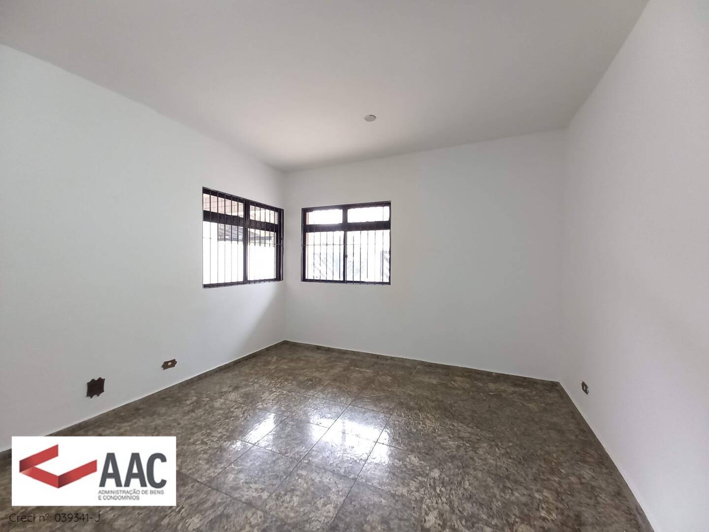 Casa para alugar com 3 quartos, 168m² - Foto 7