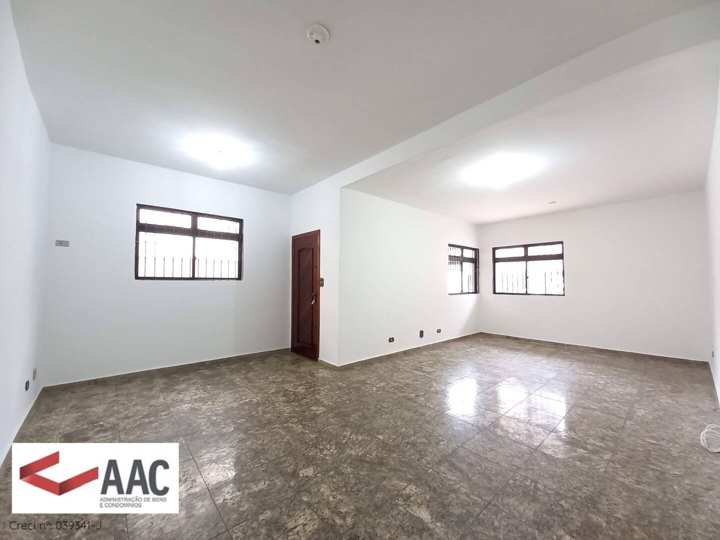 Casa para alugar com 3 quartos, 168m² - Foto 6