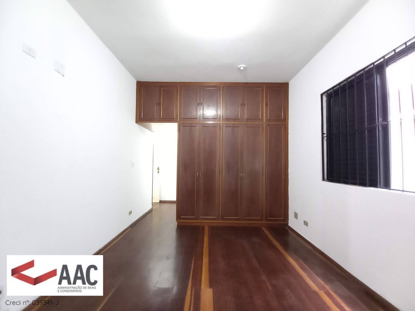 Casa para alugar com 3 quartos, 168m² - Foto 26