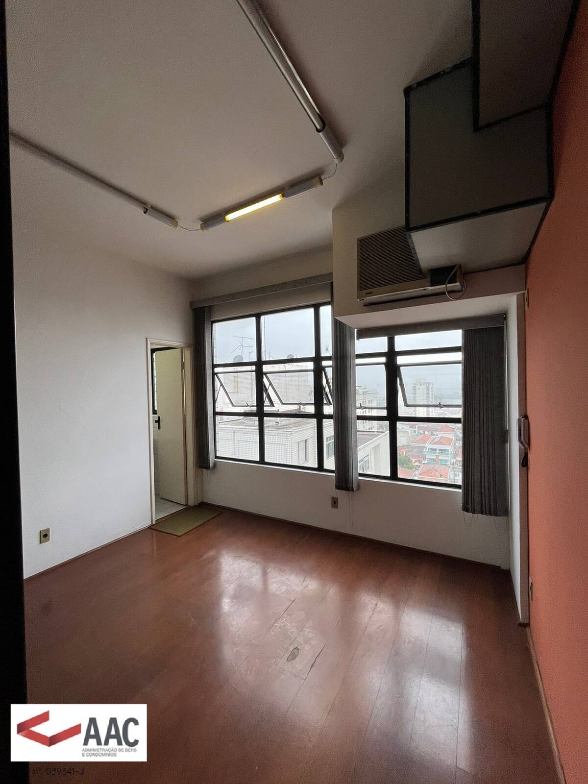 Conjunto Comercial-Sala para alugar, 79m² - Foto 8