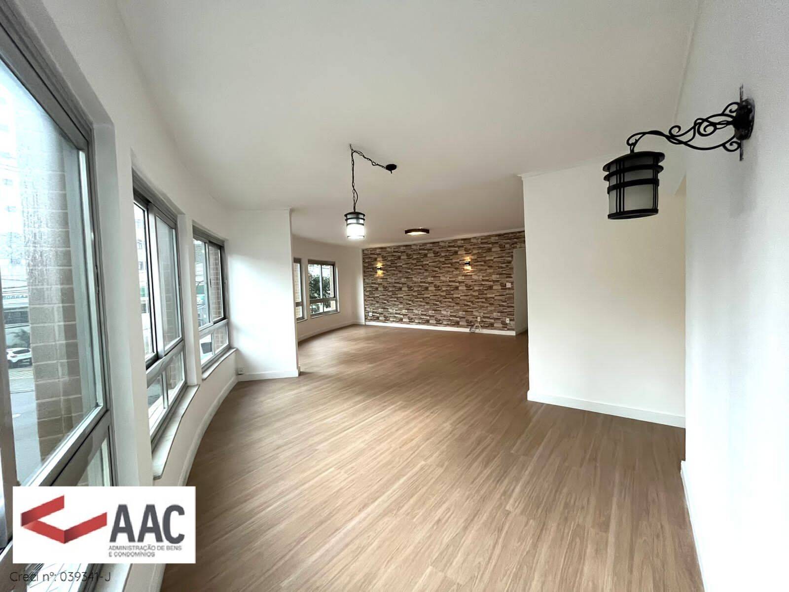 Apartamento à venda com 3 quartos, 211m² - Foto 9