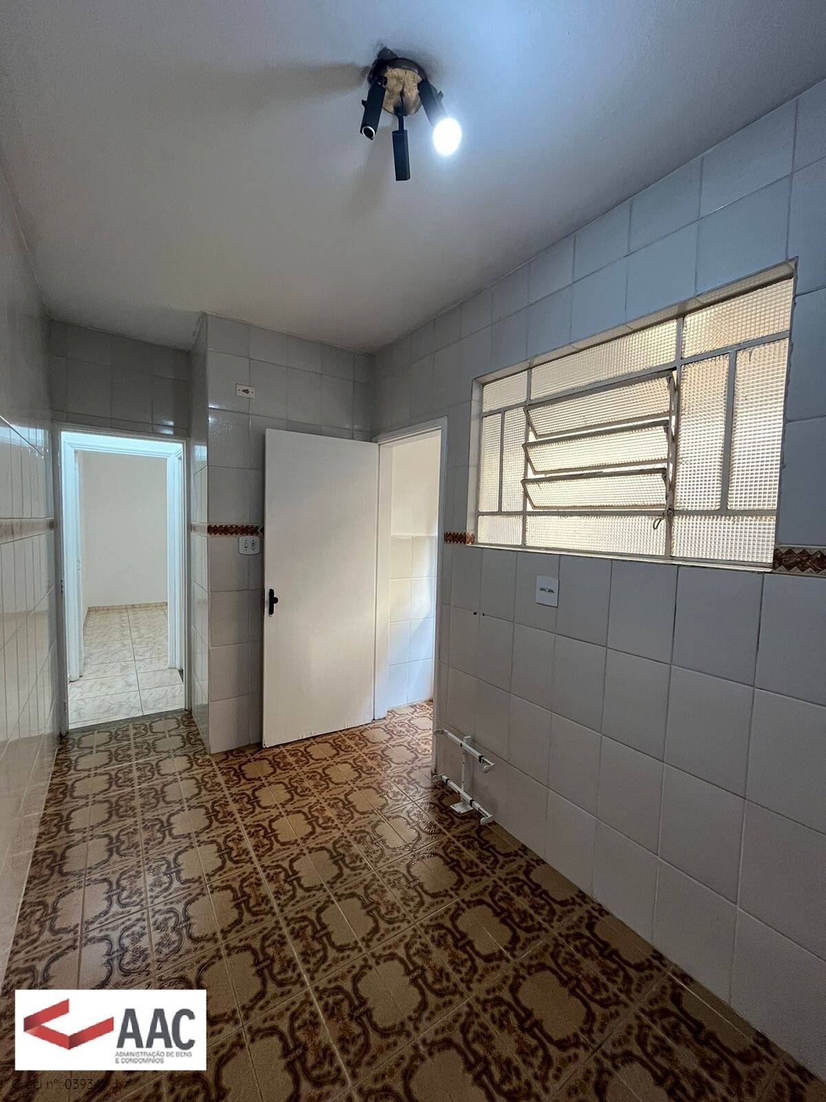 Apartamento para alugar com 2 quartos, 70m² - Foto 15