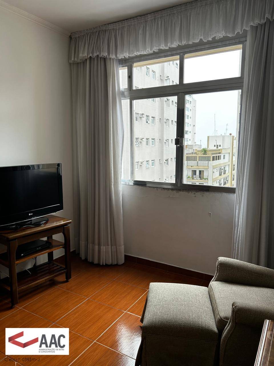 Apartamento para alugar com 3 quartos, 110m² - Foto 6