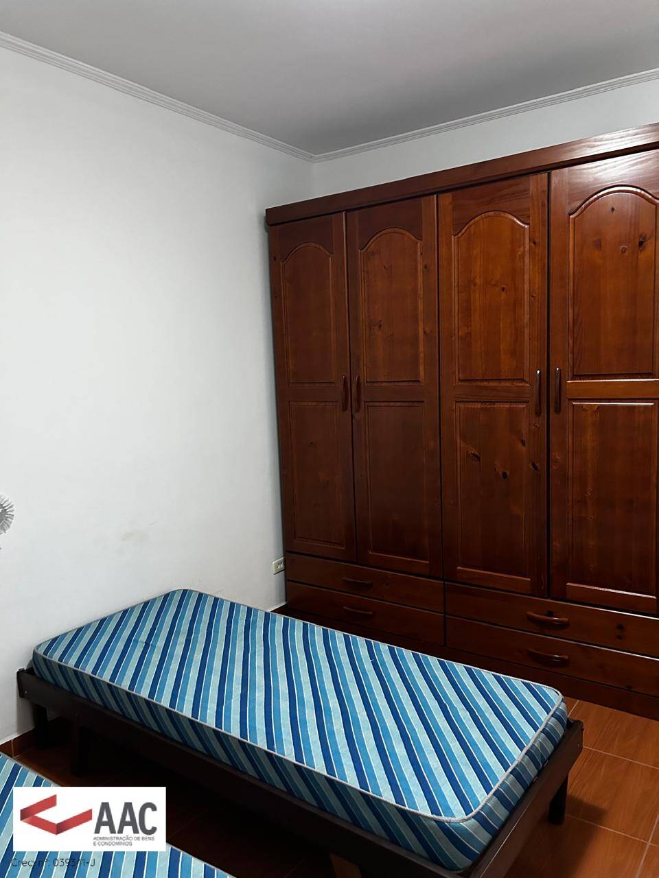 Apartamento para alugar com 3 quartos, 110m² - Foto 12