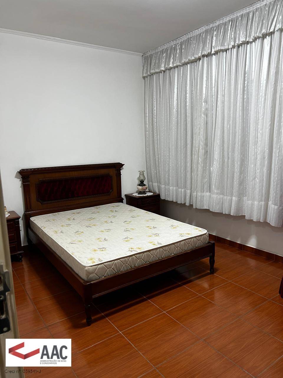 Apartamento para alugar com 3 quartos, 110m² - Foto 16